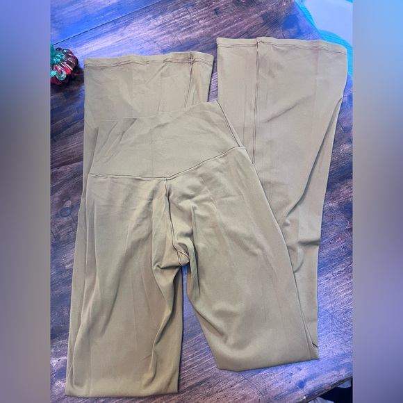 Aerie Mustard Yellow Brown Crossover high-waisted Flare Leggings - Picture 4 of 5